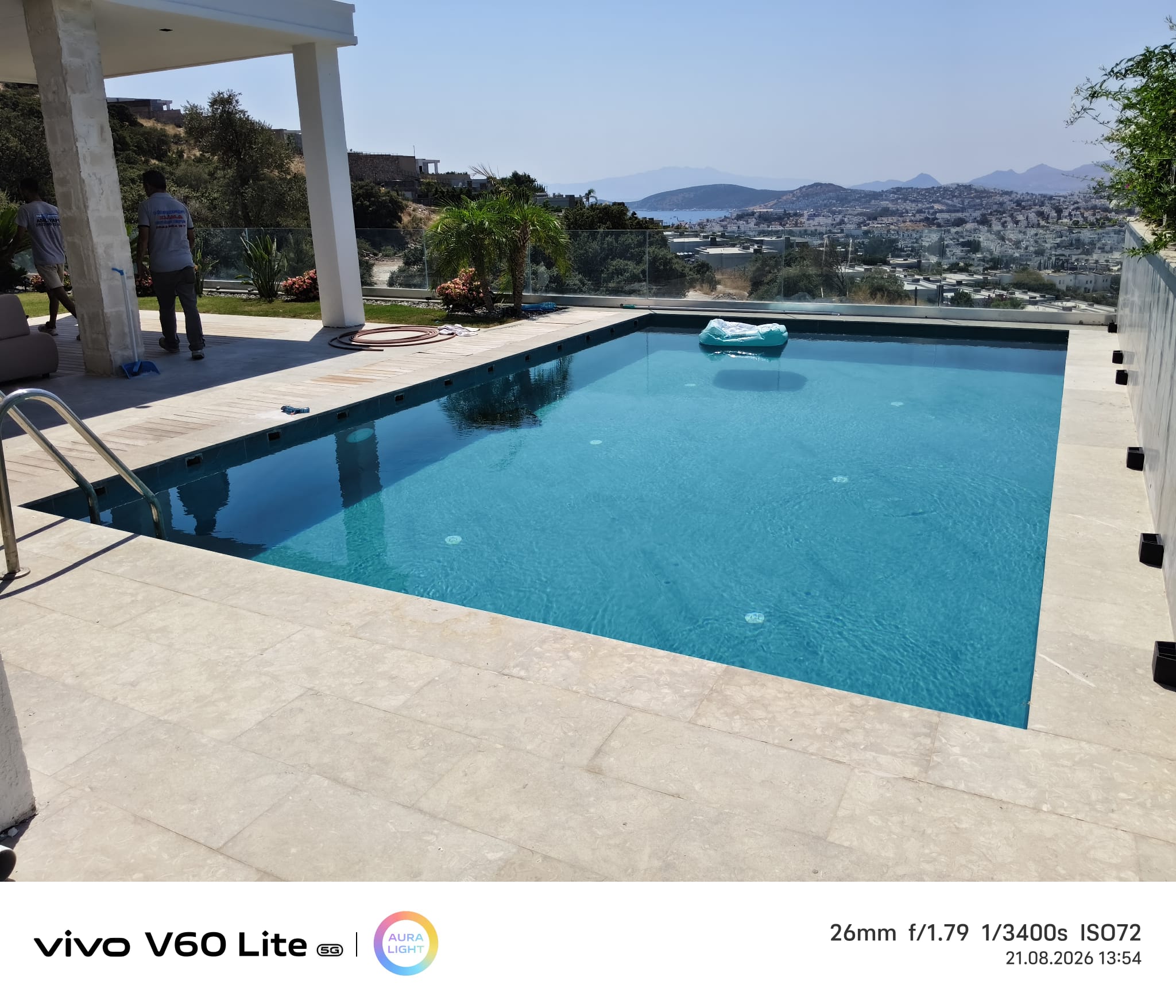 Bodrum manzaralı villa havuzu